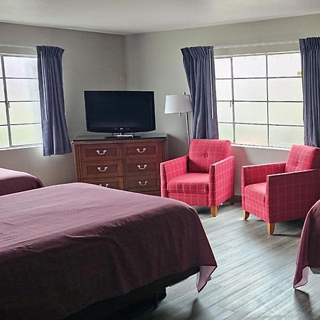 Downtown Inn Wenatchee Bagian luar foto